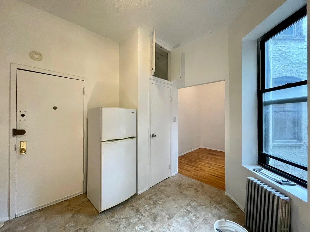 180 East 101st Street - Photo 10