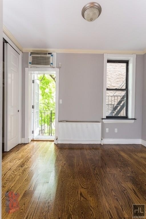 343 East 5 Street - Photo 3