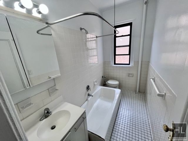 656 West 204th Street, New York, NY 10034 - Photo 1
