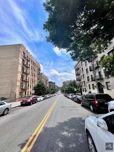 656 West 204th Street, New York, NY 10034 - Photo 6