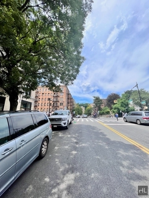 656 West 204th Street, New York, NY 10034 - Photo 5