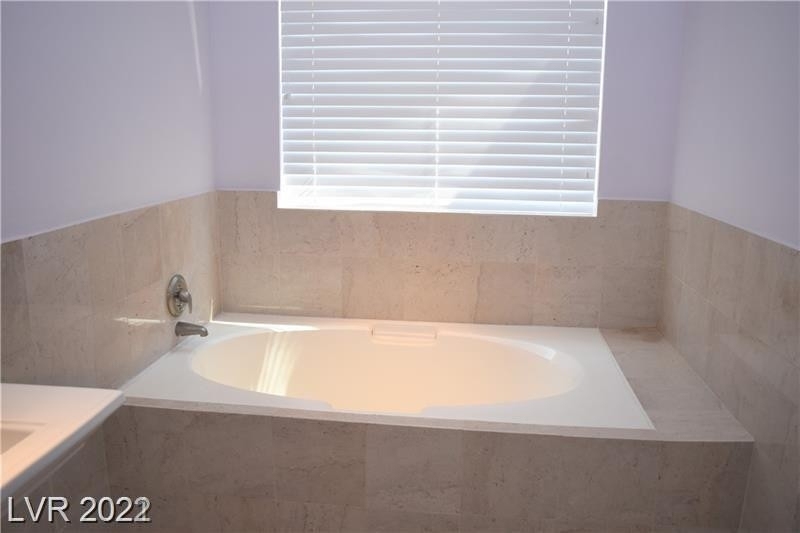 8917 Coast Walk Circle - Photo 21