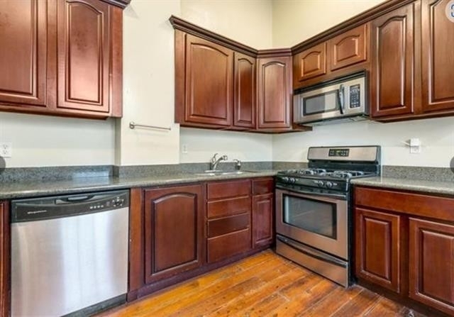 525 Valence Street - Photo 3