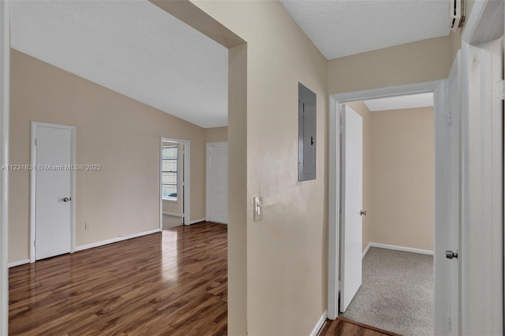 10363 Sw 207th Ter - Photo 21