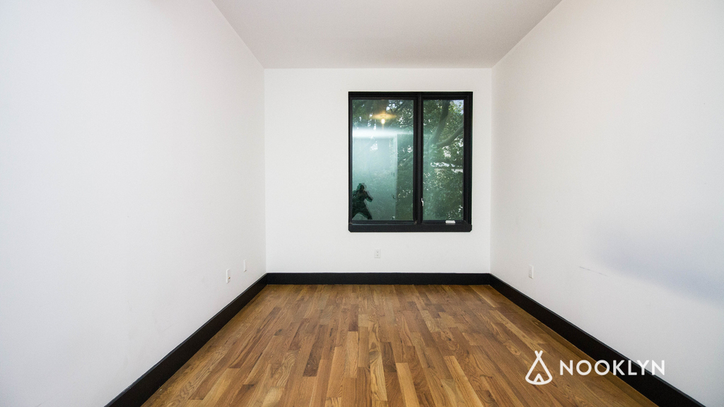 562 Park Place - Photo 15