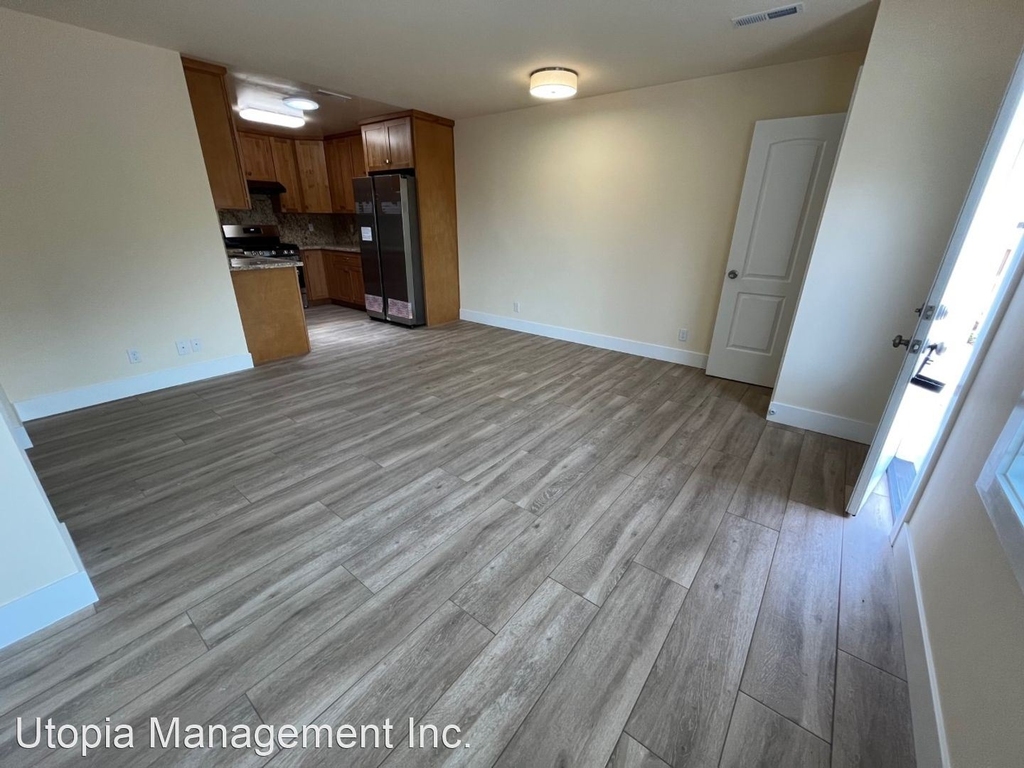 1218 148th Ave - Photo 1