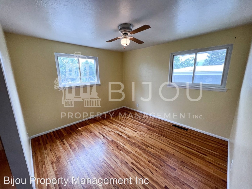 2934 Maizeland Road - Photo 20