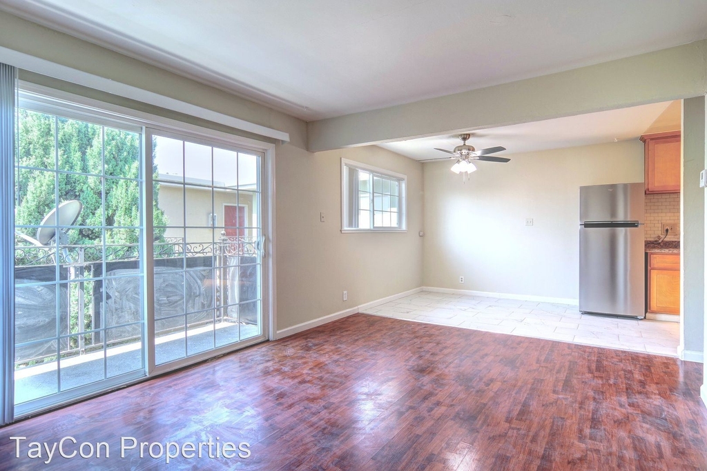 25401 Cypress Ave - Photo 8