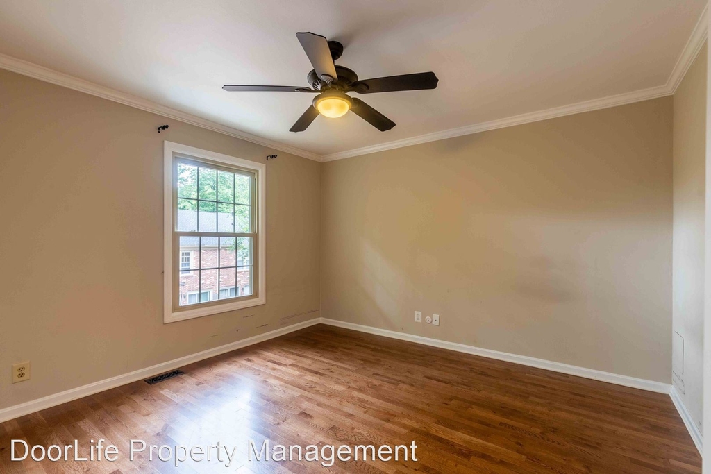 118 Albemarle - Photo 4