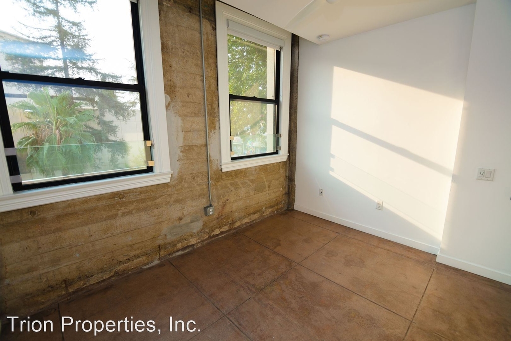 1136 W 6th Street - Photo 14