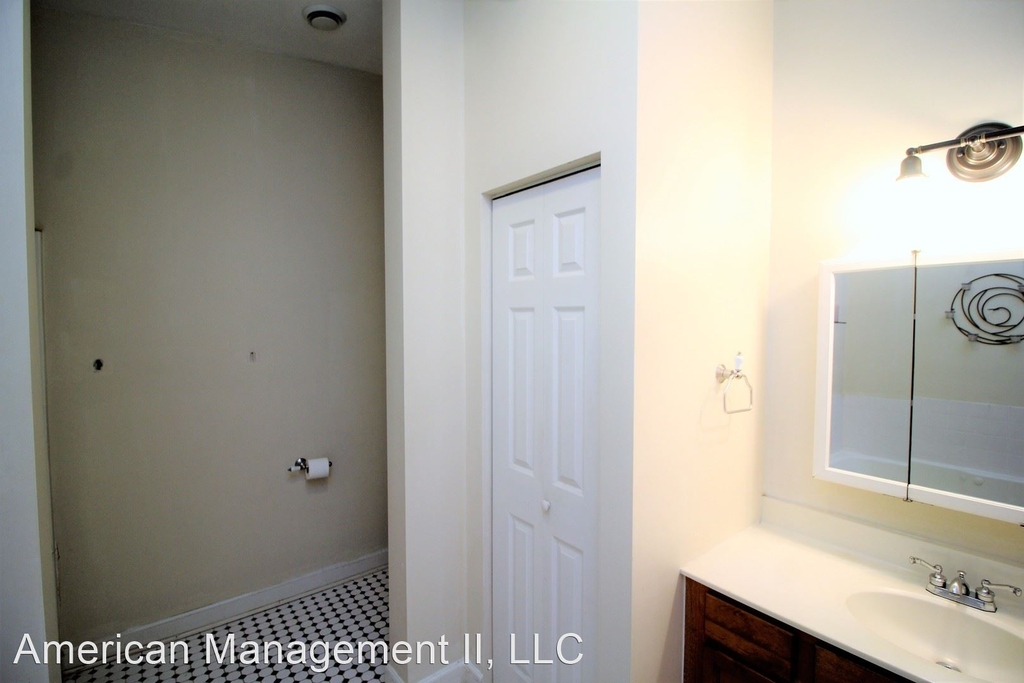 2501 Maryland Ave - Photo 11