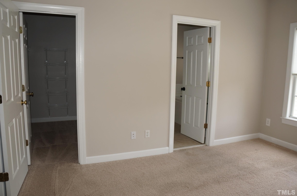 1221 Fairview Club Drive - Photo 16