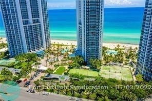 18101 Collins Ave - Photo 4