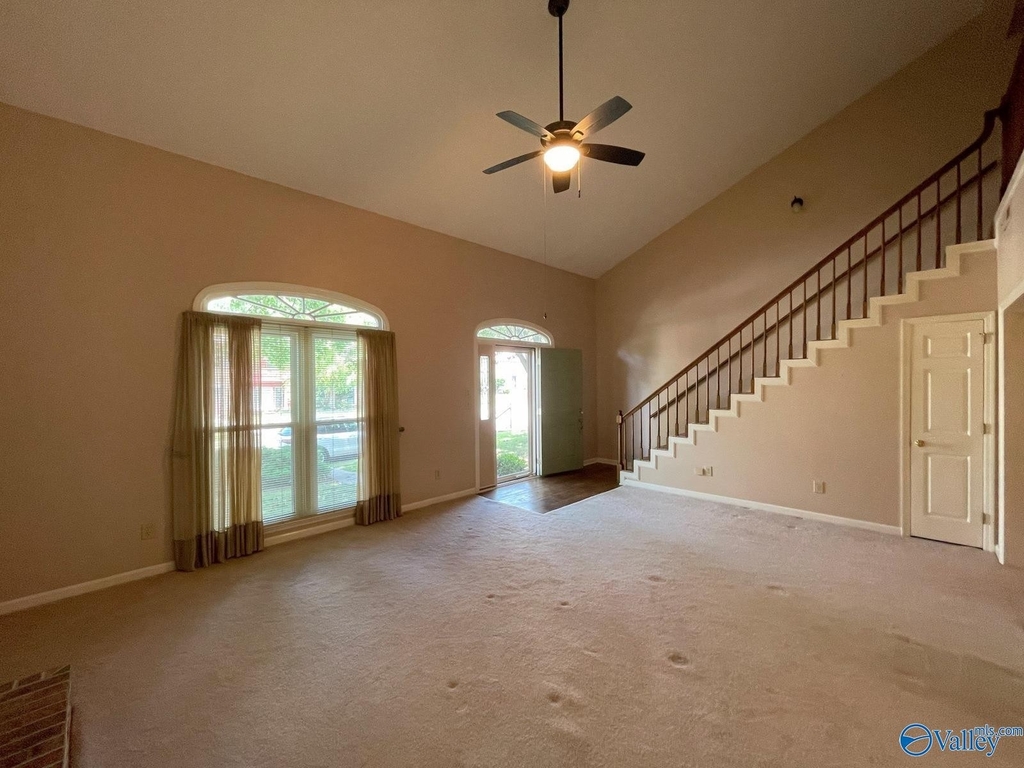 257 West Lake Circle - Photo 8