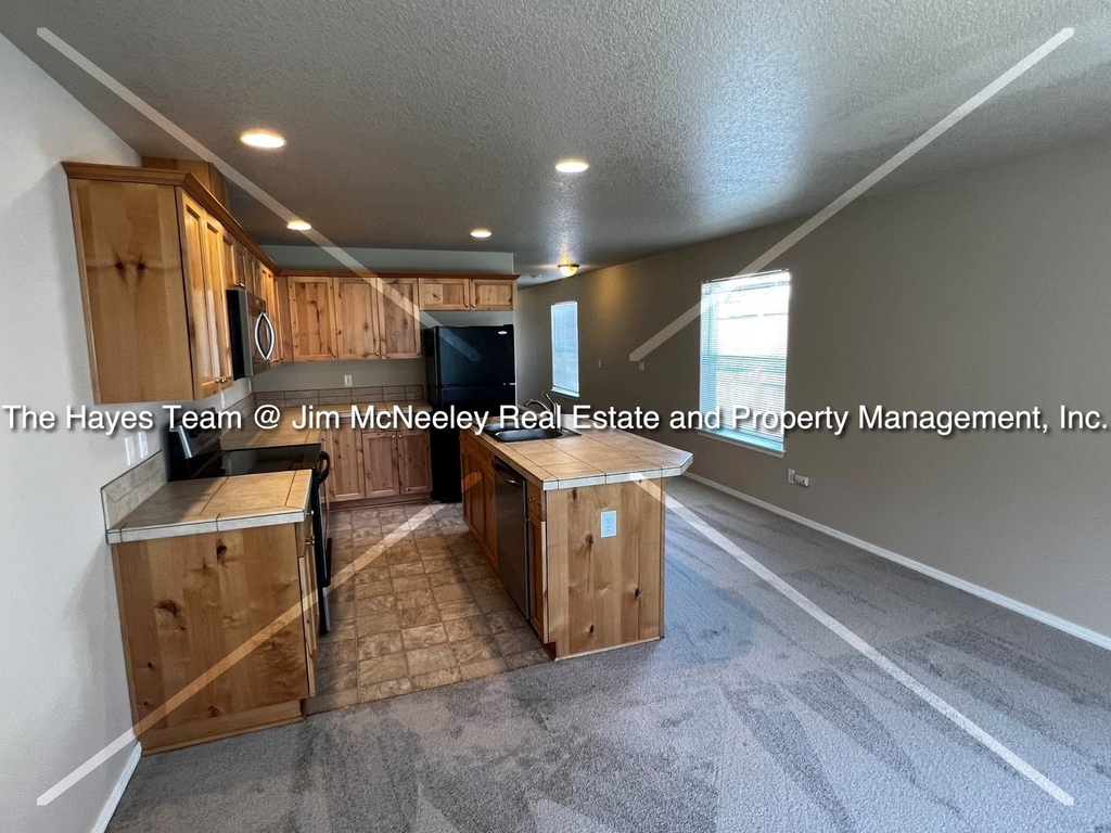 5310 Se 136th Ave - Photo 6