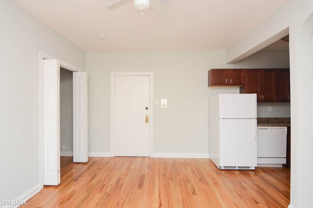 4614 N. Paulina, Unit 112 - Photo 9