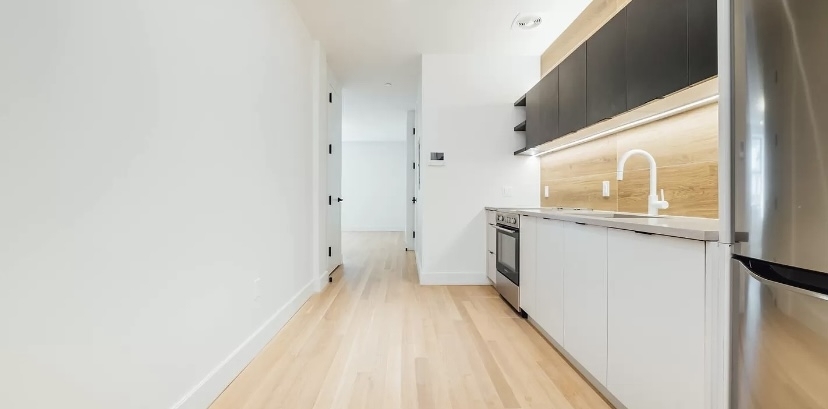 283 Powers Street - Photo 0
