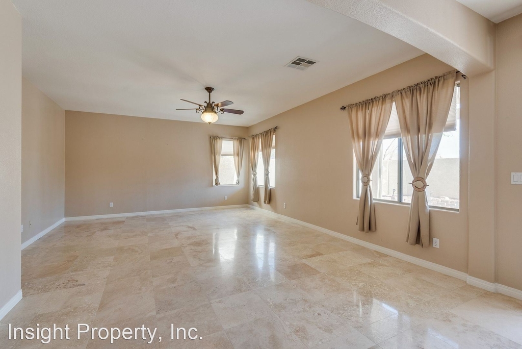 4928 Tindari St. - Photo 14