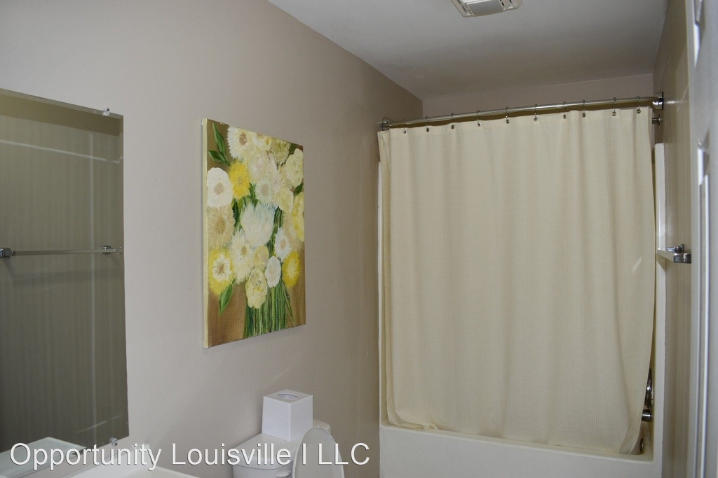 1220 Logan Street - Photo 7