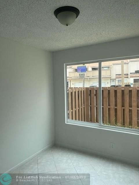 8237 Nw 8th Ct - Photo 2