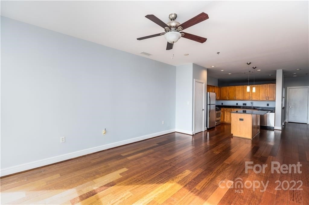 333 W Trade Street #2603 - Photo 7