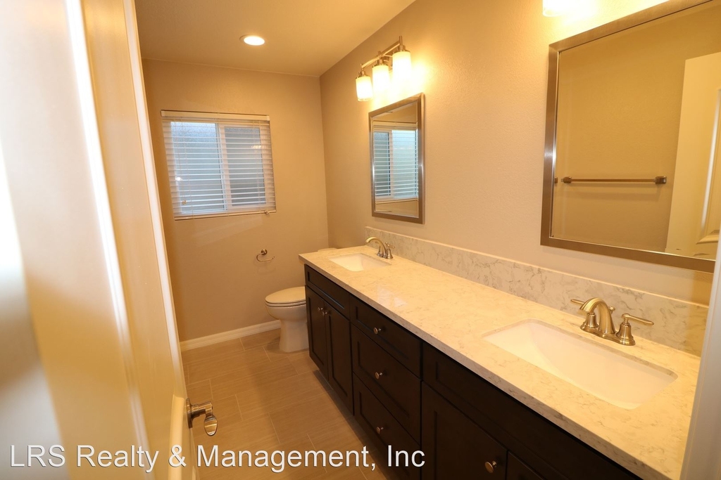 9521 Gladbeck Ave - Photo 23