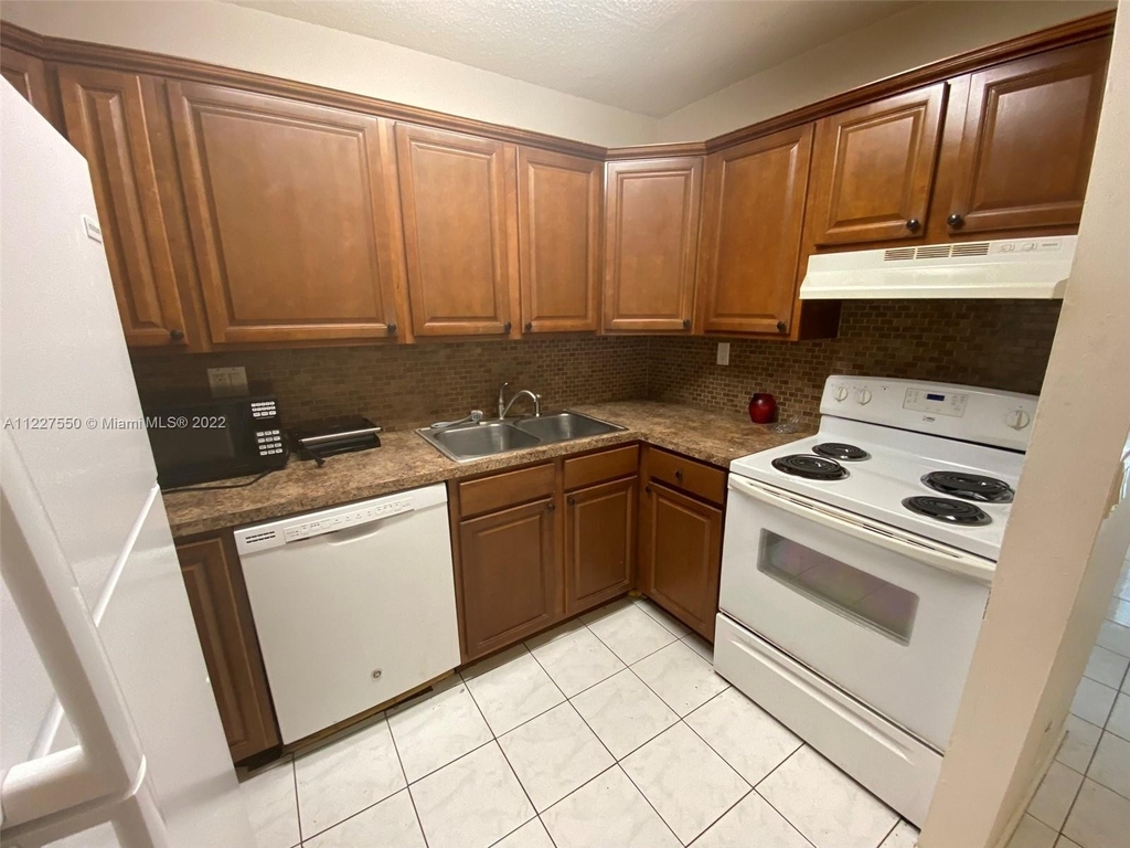 11608 Royal Palm Blvd - Photo 1