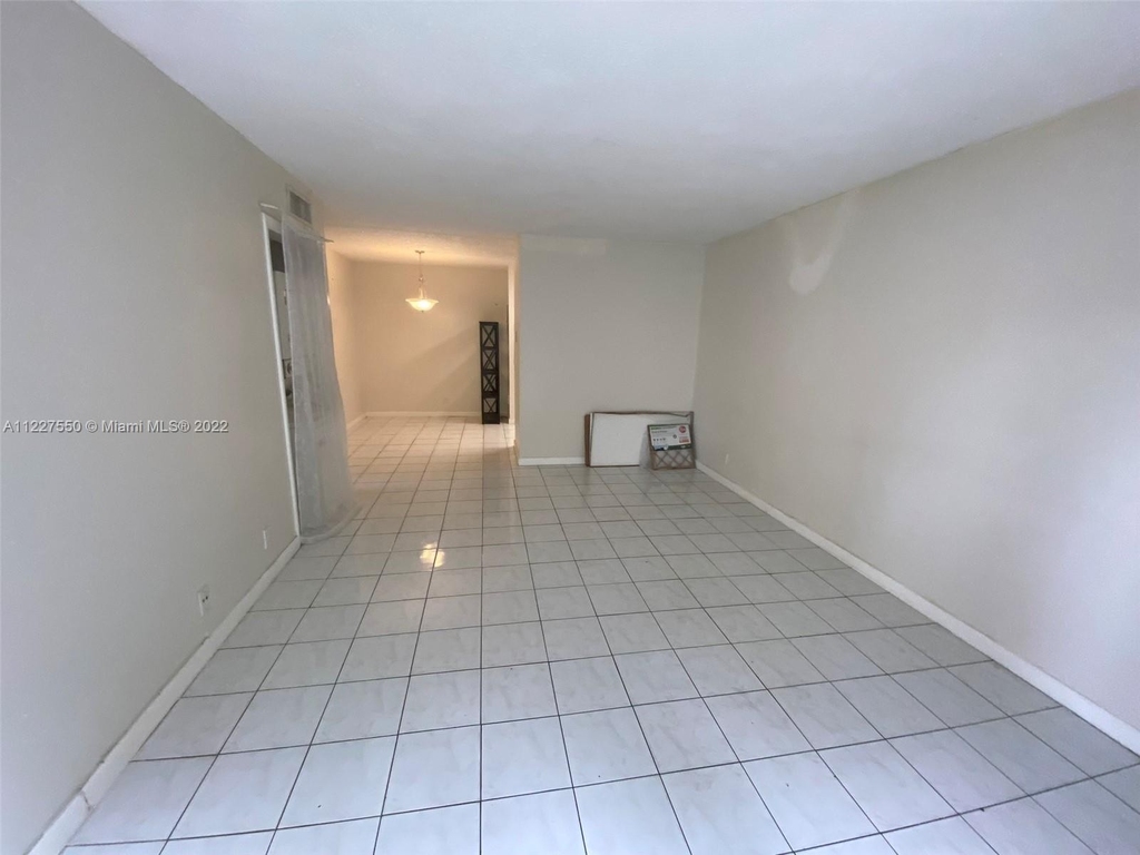 11608 Royal Palm Blvd - Photo 3