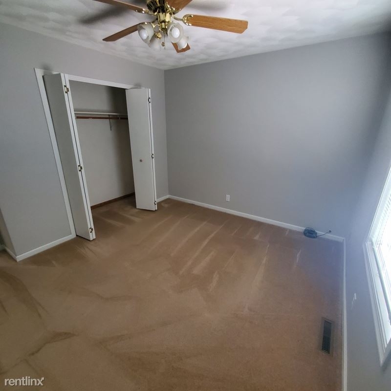 208 Independence Drive - Photo 24