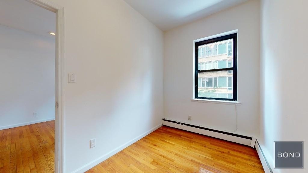 249 East 53rd Street - Photo 3