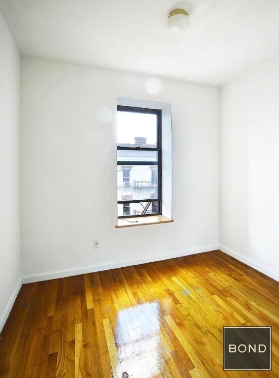 104 Second Avenue - Photo 4