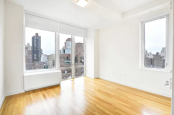 501 East 74th Street - Photo 14