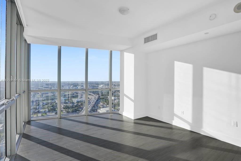 1100 Biscayne Blvd - Photo 12