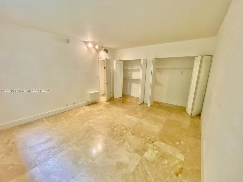 141 Crandon Blvd - Photo 13