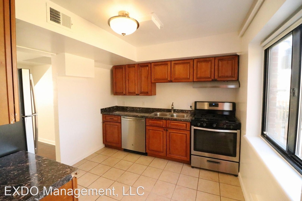 3300 Lawrence Street - Photo 21