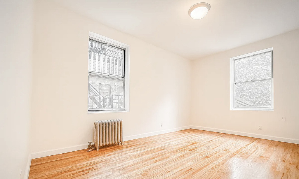 117 West 13th Street - Photo 2
