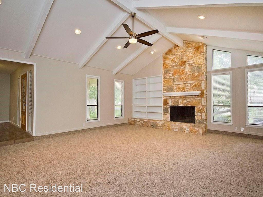 10608 Fountainbleu Cir - Photo 4