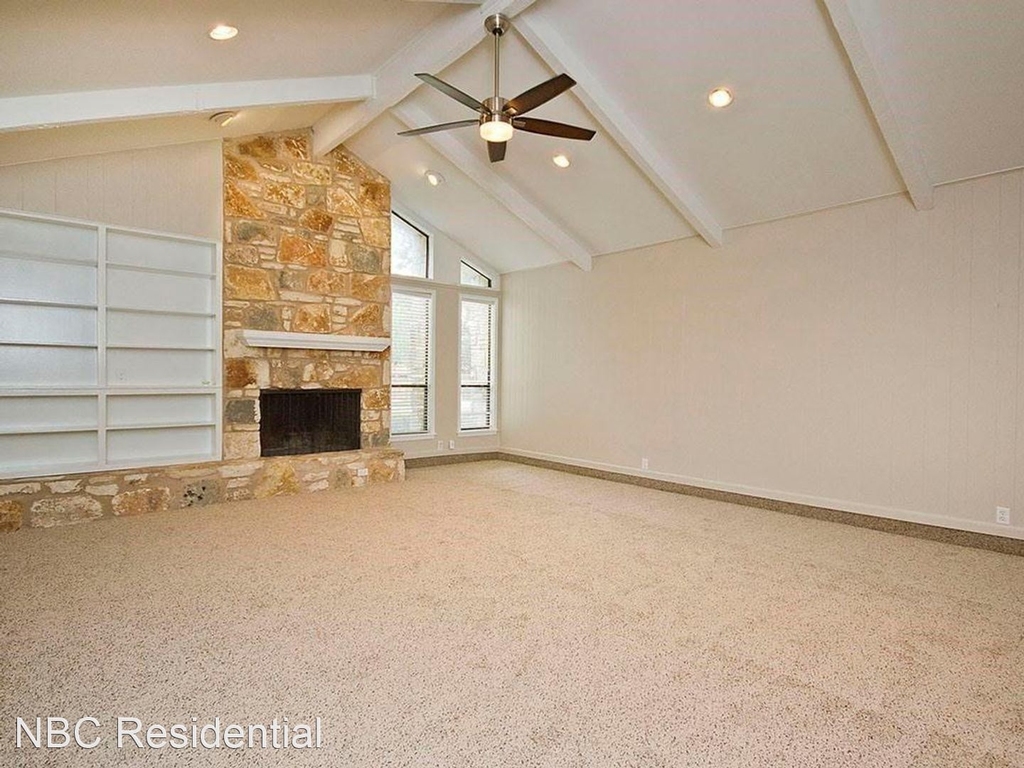 10608 Fountainbleu Cir - Photo 3