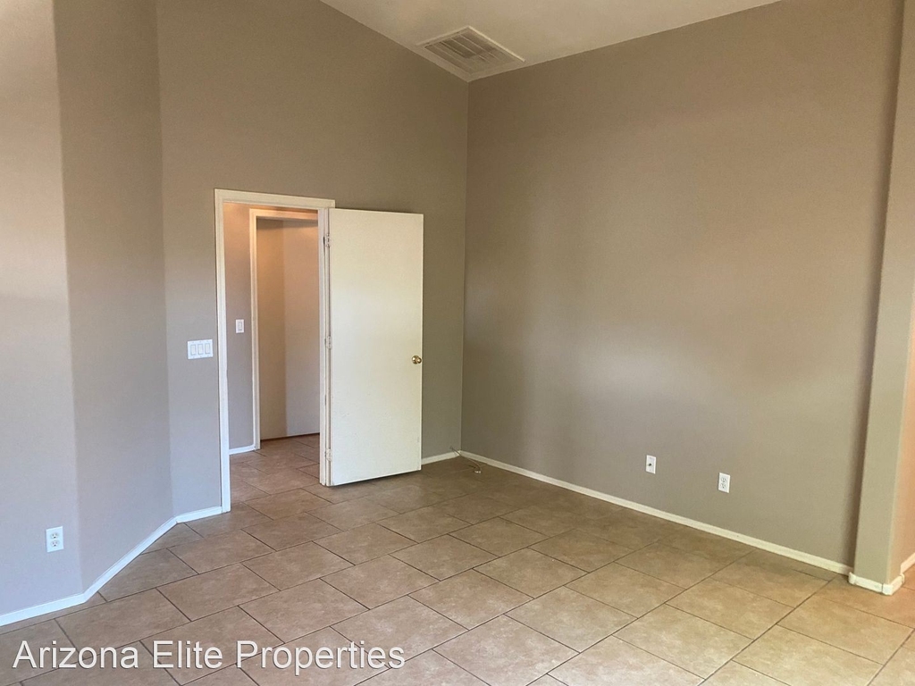 25794 W. Elwood St. - Photo 15