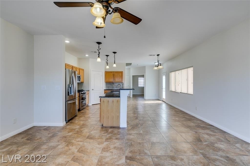 8900 Happy Stream Avenue - Photo 16