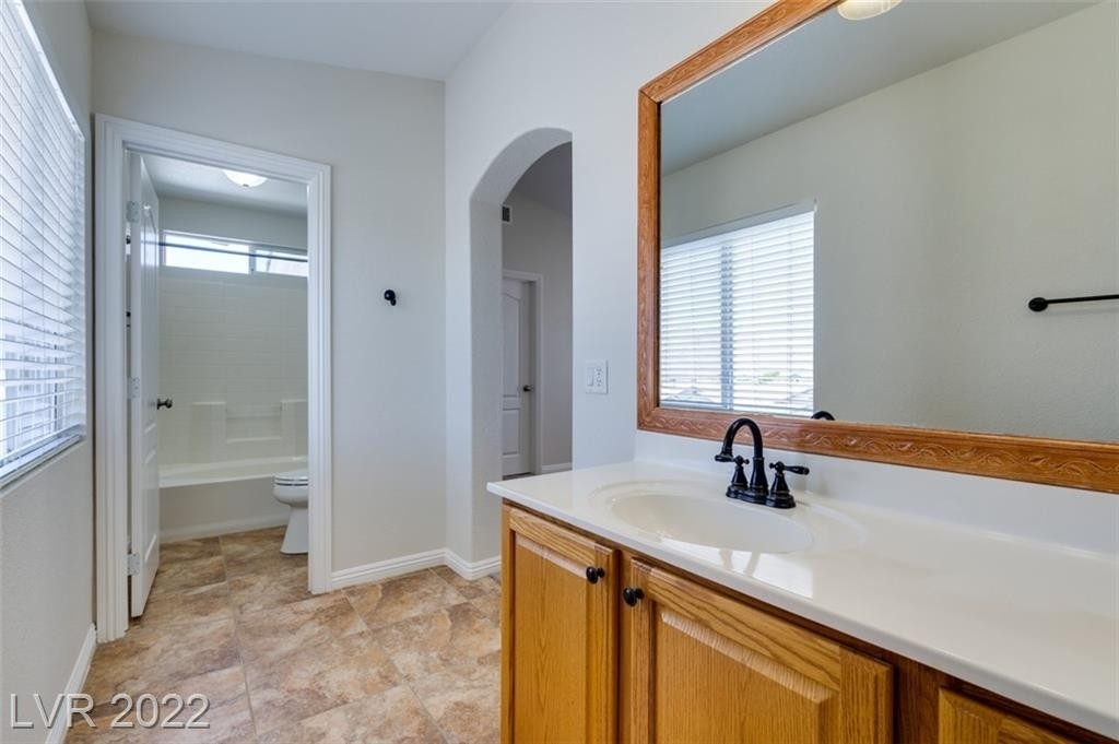 8900 Happy Stream Avenue - Photo 38