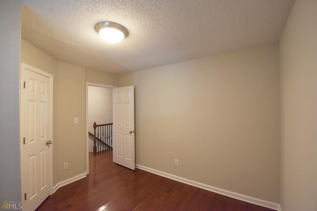 735 S Fairfield Drive - Photo 24