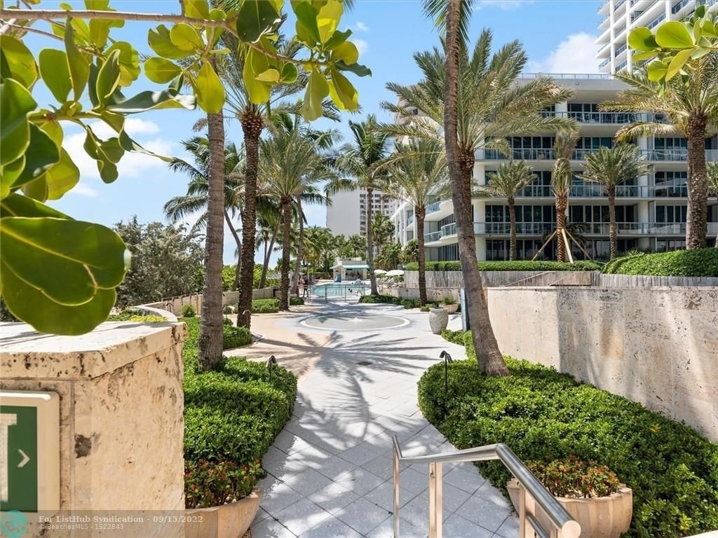 6801 Collins Ave - Photo 44