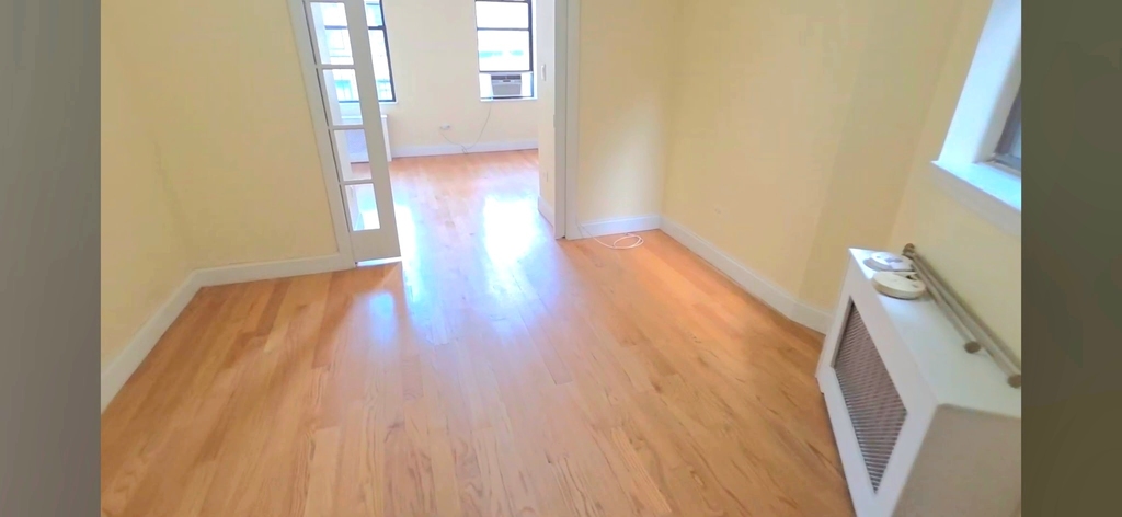 73 East 3rd Street - Photo 4