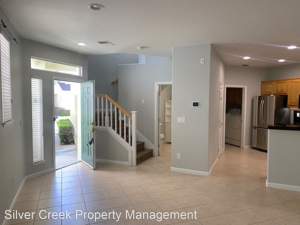 7526 Odyssey Way - Photo 10