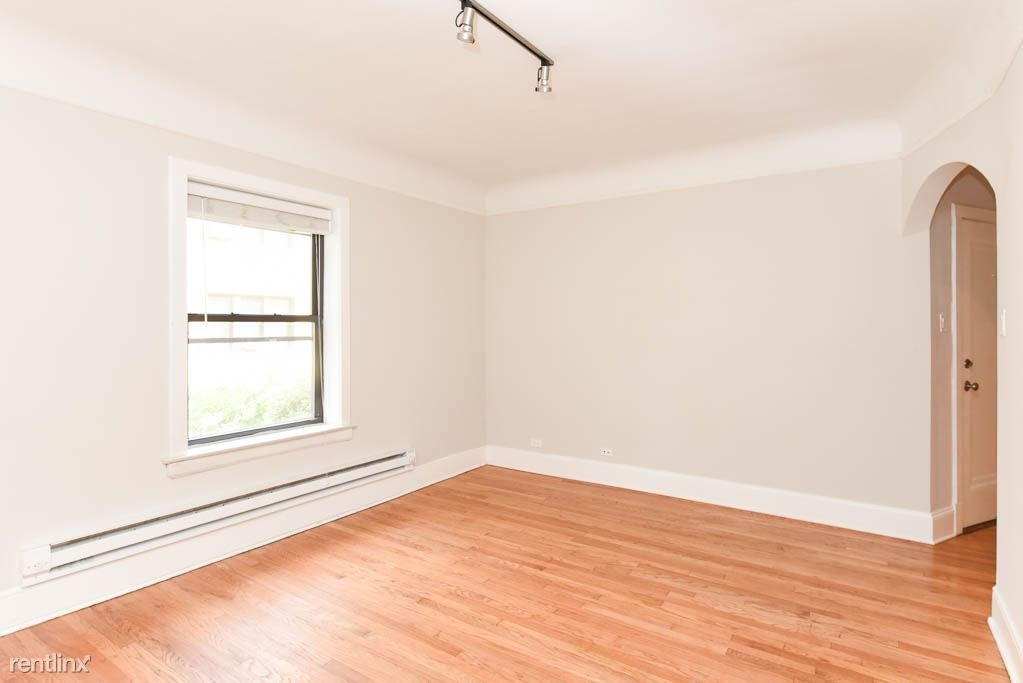 2317 N. Rockwell, Unit 2a - Photo 8