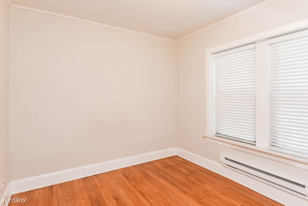 2317 N. Rockwell, Unit 2a - Photo 12