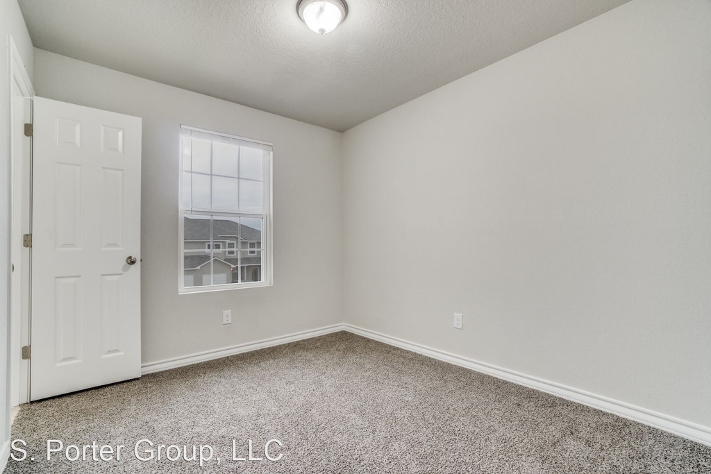 8335 Breezy Cove - Photo 1