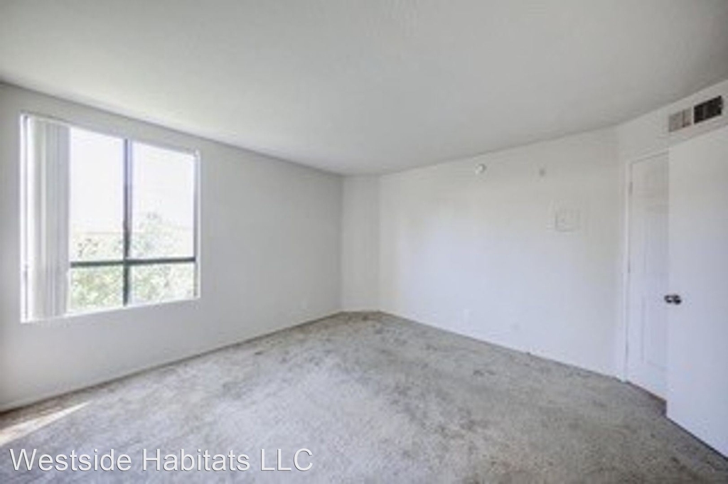 6310 Sylmar Ave - Photo 11