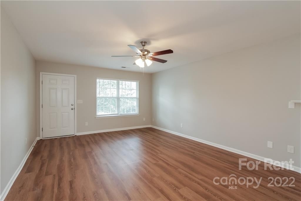 3911 Damask Drive - Photo 1